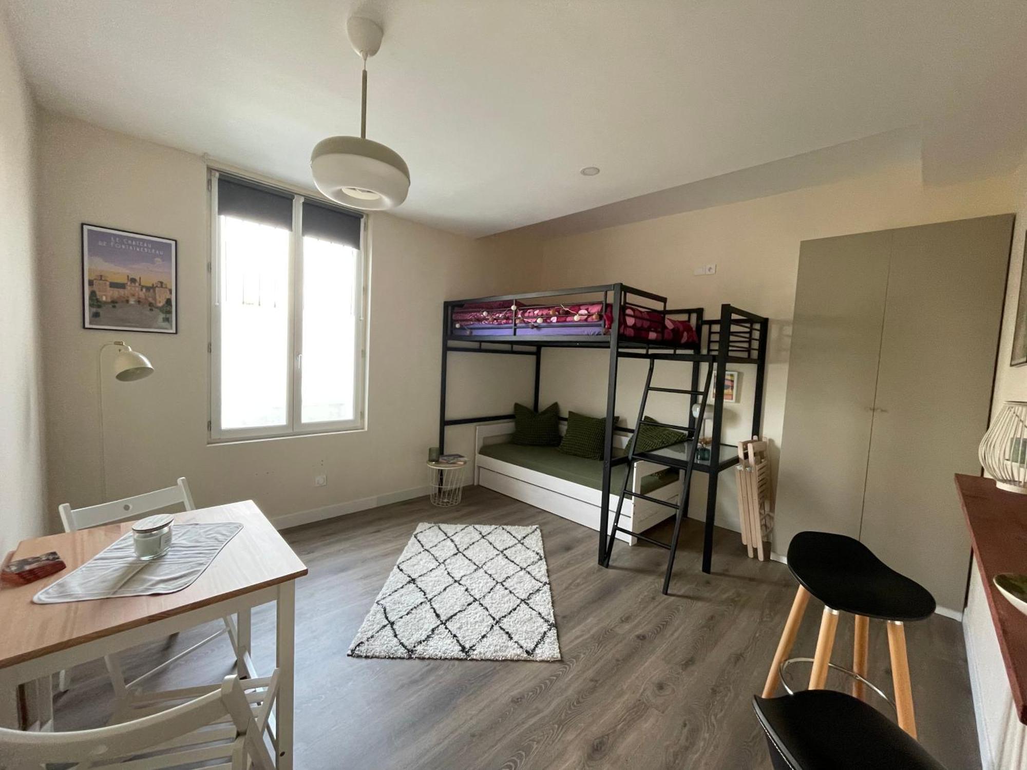 Appartement 4 Emplacement Ideal Entre Chateau Et Centre Fontainebleau